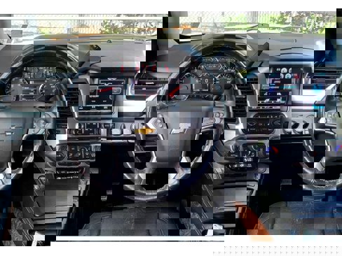 Used 2015 Chevrolet Suburban LTZ image 5