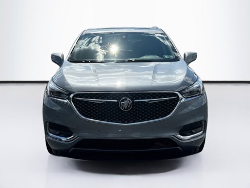 Used 2021 Buick Enclave Avenir w/ Avenir Technology Package image 2