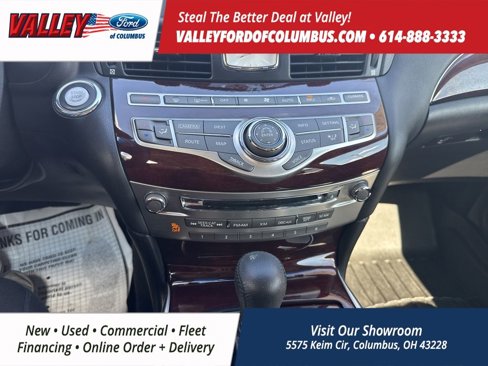 Used 2016 INFINITI Q70 3.7 w/ Technology Package image 23