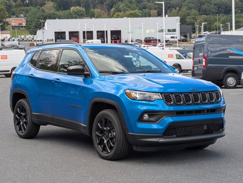New 2025 Jeep Compass Latitude w/ Sun and Sound Group image 3