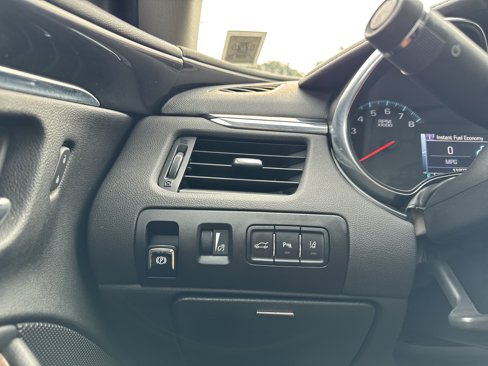 Used 2014 Chevrolet Impala LT w/ Premium Seating Package image 33