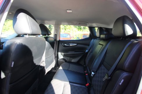 Used 2022 Nissan Rogue Sport SV w/ Technology Package image 26
