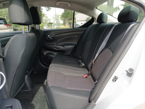 Used 2019 Nissan Versa SV image 10