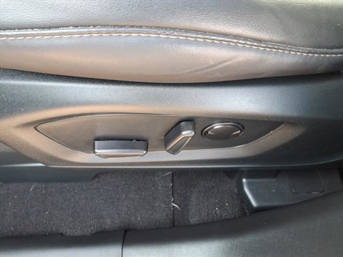 Used 2023 Ford Explorer XLT w/ Equipment Group 202A image 14