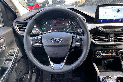 Used 2022 Ford Escape SE w/ Convenience Package image 5