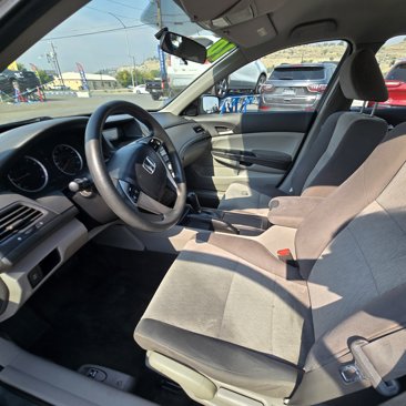 Used 2010 Honda Accord LX image 9