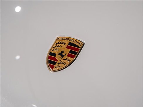 Certified 2024 Porsche Macan S image 13