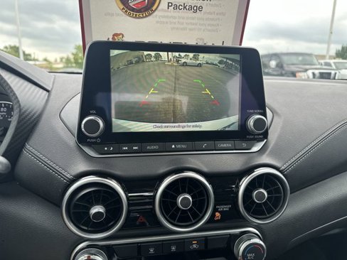 Used 2022 Nissan Sentra SV image 13