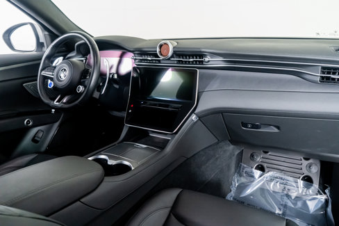 Used 2024 Maserati Grecale GT image 36