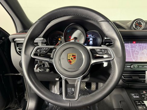 Certified 2021 Porsche Macan S image 36