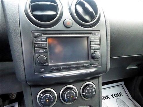 Used 2013 Nissan Rogue SV w/ Premium Pkg image 10