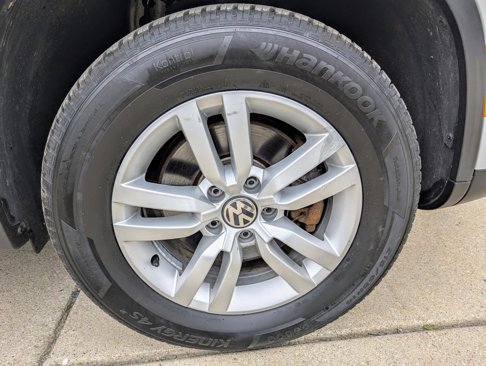 Used 2016 Volkswagen Tiguan S image 14