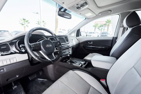 Used 2016 Kia Sedona SX Limited image 2