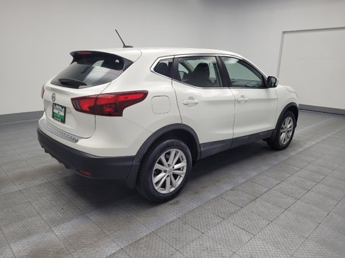 Used 2018 Nissan Rogue Sport S w/ S Appearance Package image 9