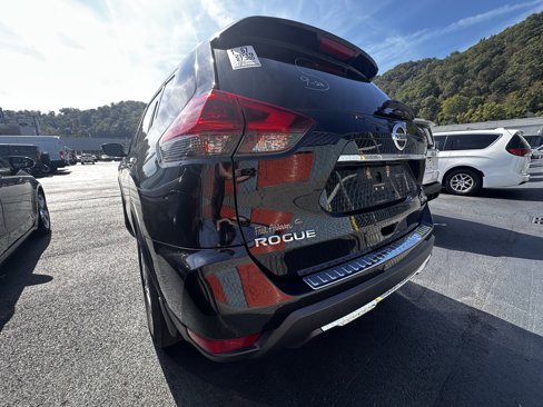 Used 2019 Nissan Rogue S w/ Special Edition Package image 5