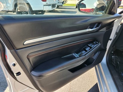 Used 2023 Nissan Altima 2.5 SR image 37