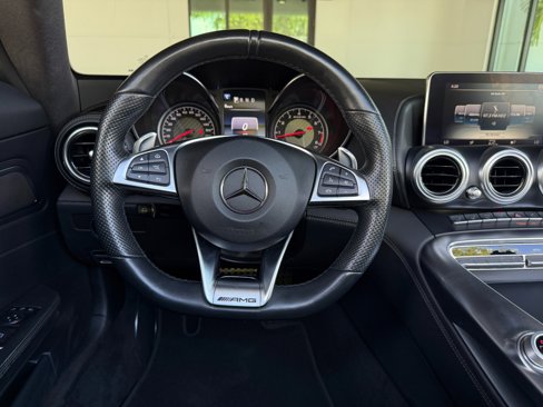 Used 2018 Mercedes-Benz AMG GT Roadster image 39