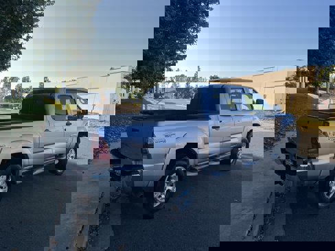 Used 2008 Toyota Tacoma PreRunner image 4
