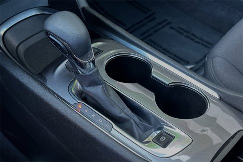 Used 2022 Chevrolet Malibu LT image 19