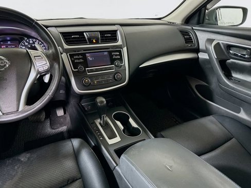 Used 2017 Nissan Altima 2.5 SR image 24