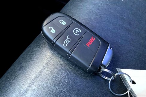 Used 2020 Jeep Grand Cherokee Limited image 12