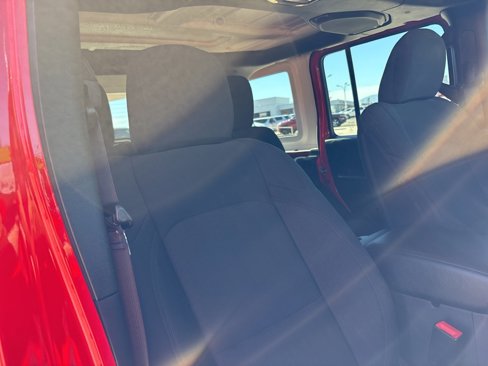 Used 2019 Jeep Wrangler Unlimited Sport image 26