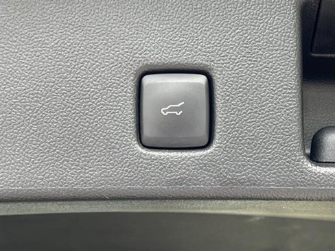 Used 2023 Ford Escape ST-Line image 12