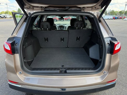 Used 2018 Chevrolet Equinox Premier image 14