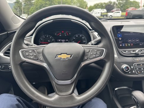 Used 2023 Chevrolet Malibu LT image 19