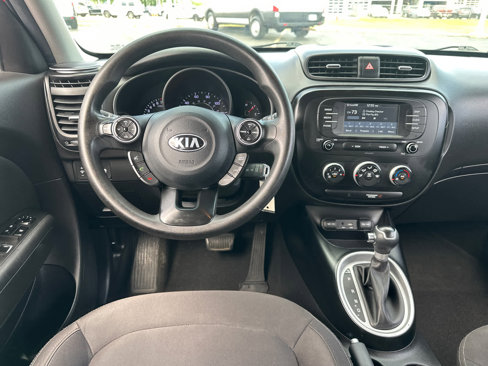 Used 2019 Kia Soul image 16