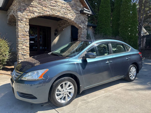 Used 2015 Nissan Sentra SV w/ Style Package image 2
