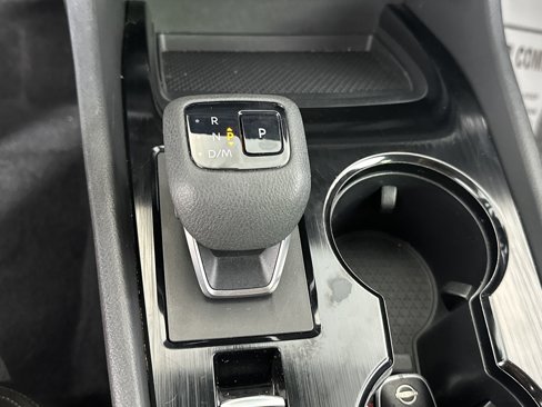 Used 2023 Nissan Rogue SV image 22