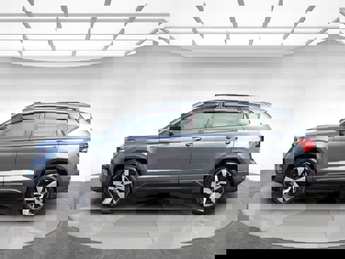 Used 2024 Volkswagen Taos S image 5