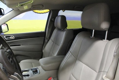 Used 2011 Jeep Grand Cherokee Laredo image 19