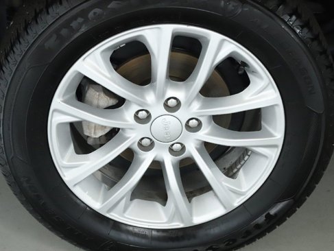 Used 2021 Jeep Cherokee Latitude image 12