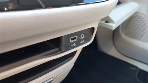 Certified 2019 Chrysler Pacifica Limited w/ Tire & Wheel Group image 23