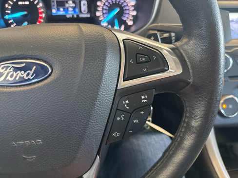 Used 2015 Ford Fusion SE w/ Equipment Group 202A image 30