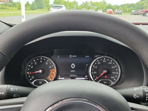 Used 2023 Jeep Renegade Latitude image 19