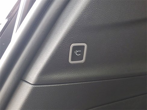 New 2025 Chrysler Pacifica Select image 7