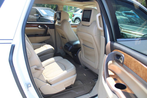 Used 2012 Buick Enclave Premium image 33