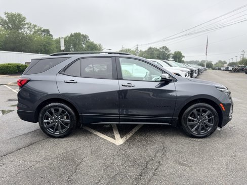 Used 2022 Chevrolet Equinox RS w/ RS Leather Package image 8