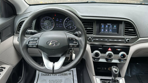 Used 2019 Hyundai Elantra SE image 24