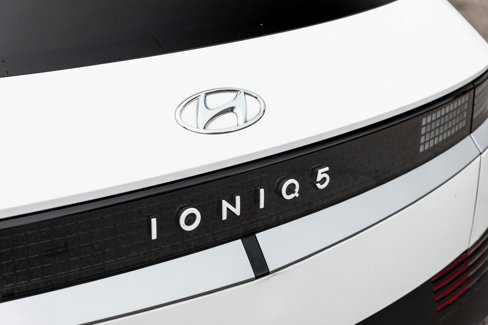 Used 2022 Hyundai Ioniq 5 SE image 9