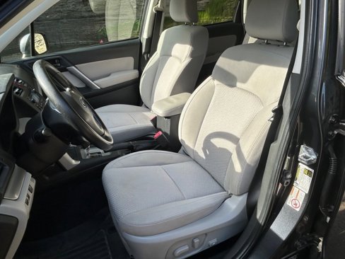 Used 2015 Subaru Forester 2.5i Premium w/ All-Weather Package image 20