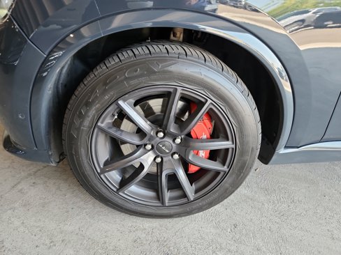 Used 2018 Dodge Durango SRT w/ SRT Interior Appearance Group image 26