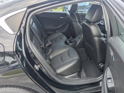 Used 2018 Chevrolet Volt Premier w/ LPO, Blackout Package image 17