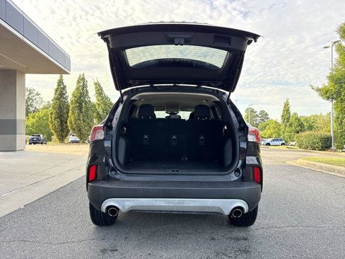 Used 2020 Ford Escape SE image 15