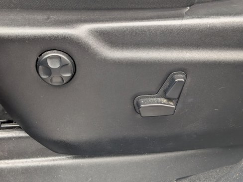 Used 2014 Jeep Grand Cherokee Limited image 15