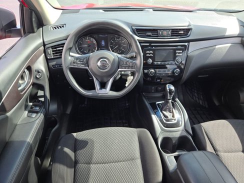 Used 2018 Nissan Rogue Sport S image 17