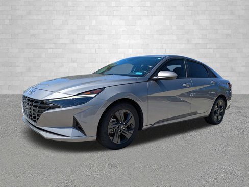 Certified 2023 Hyundai Elantra SEL w/ Cargo Package image 5
